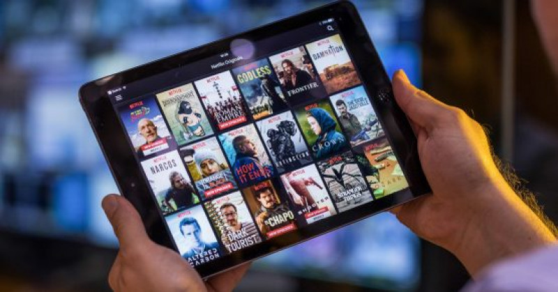 Look who’s winning during lockdown logo